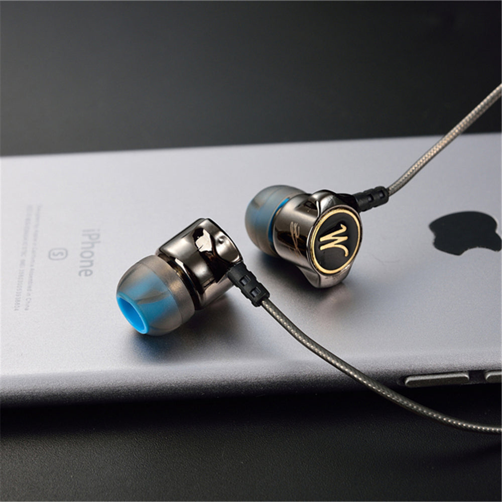 Heavy Bass Metal In-Ear Headphones with Microphone